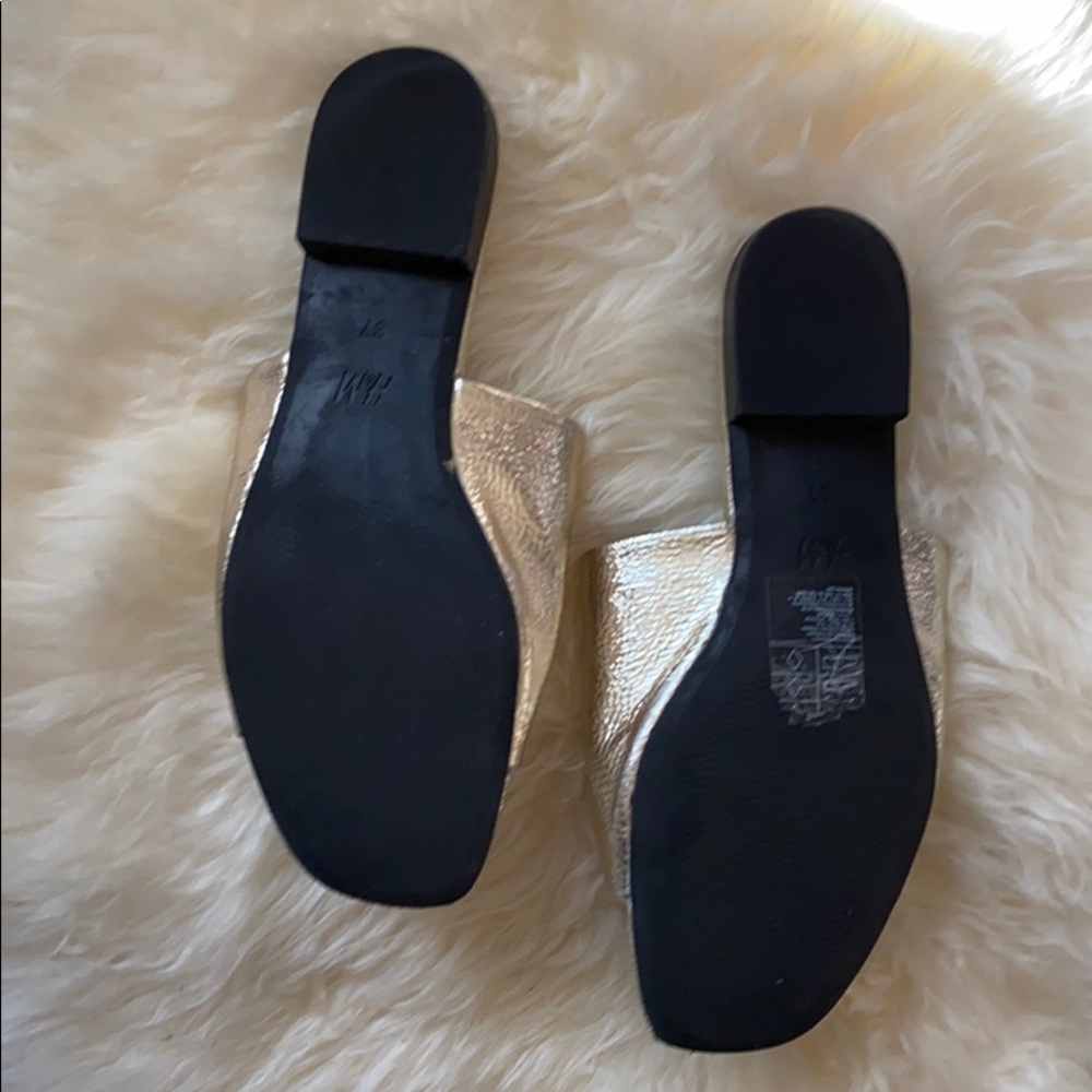 Metallic Gold Slides - Picture 2 of 7